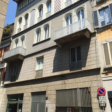 Duomo House ميلان